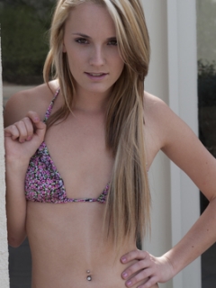 Shy teen Sara